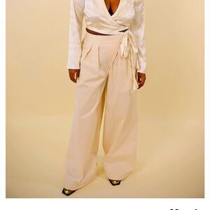 NWT Gorgeous Satin Pale Pink Dress Pant